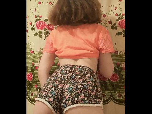 ❤️ Nena jove sexy despullant-se els pantalons curts davant la càmera ️❌ Porno a nosaltres ca.pornmega.ru